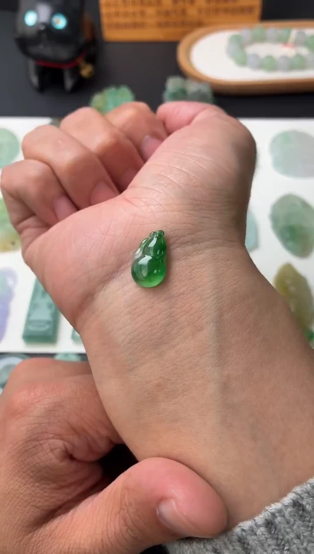 未镶嵌定制翡翠翡翠