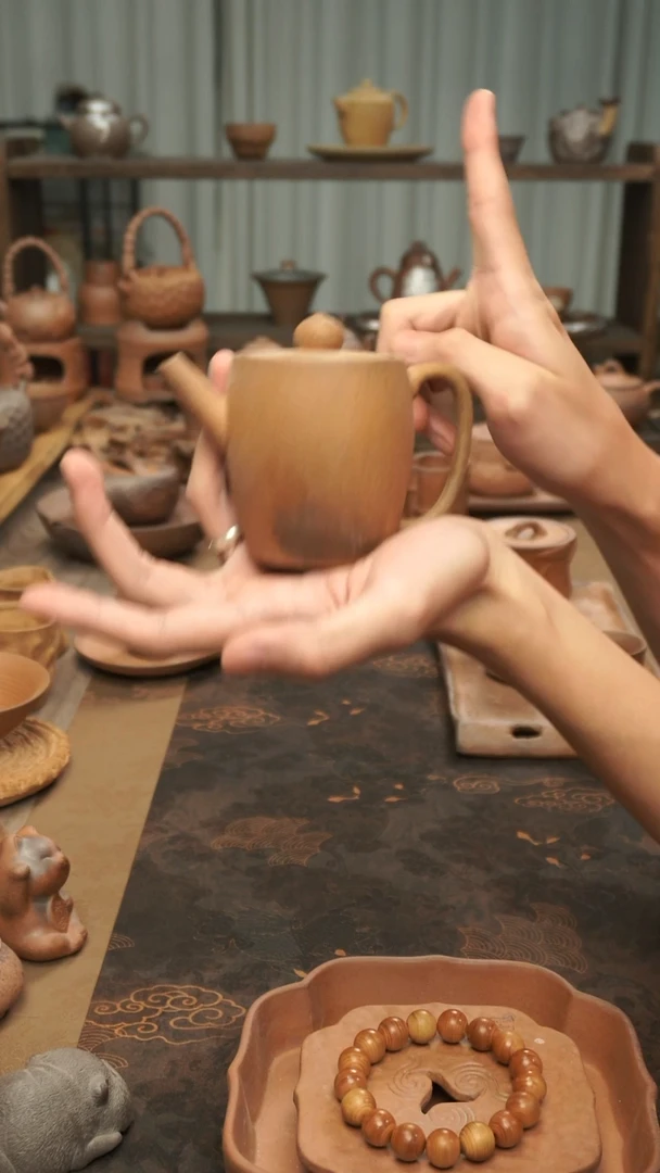 老岩泥粗陶 灯笼壶150ml