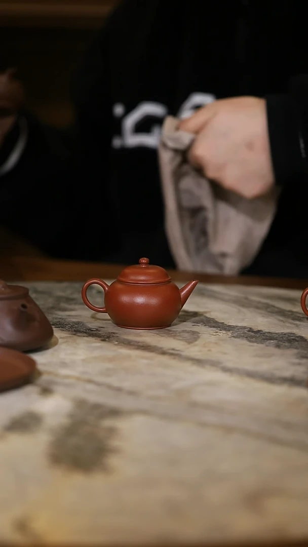 【闪购商品】紫砂茶壶盔帽水平  小煤窑朱泥