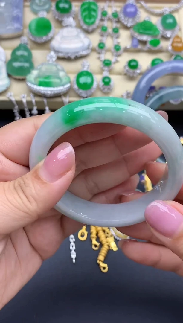 翡翠手镯未镶嵌325-春日珠宝