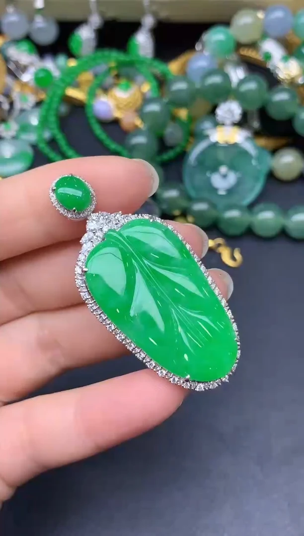 颈饰18K金镶嵌翡翠342-雪姐翡翠天天见