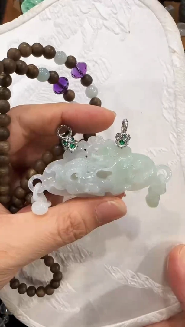 颈饰未镶嵌翡翠国风