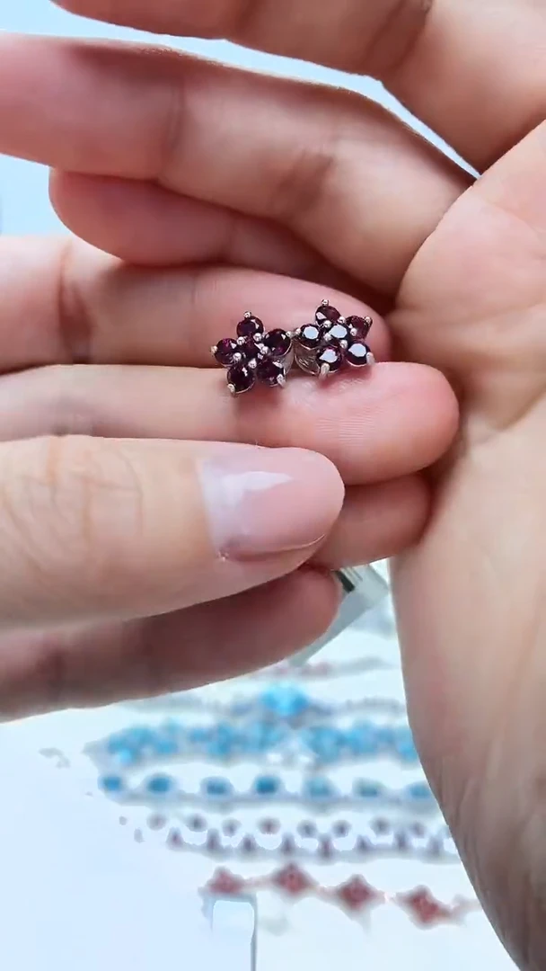 银S925镶嵌耳饰石榴石279ZB1120产品一个（多样性）