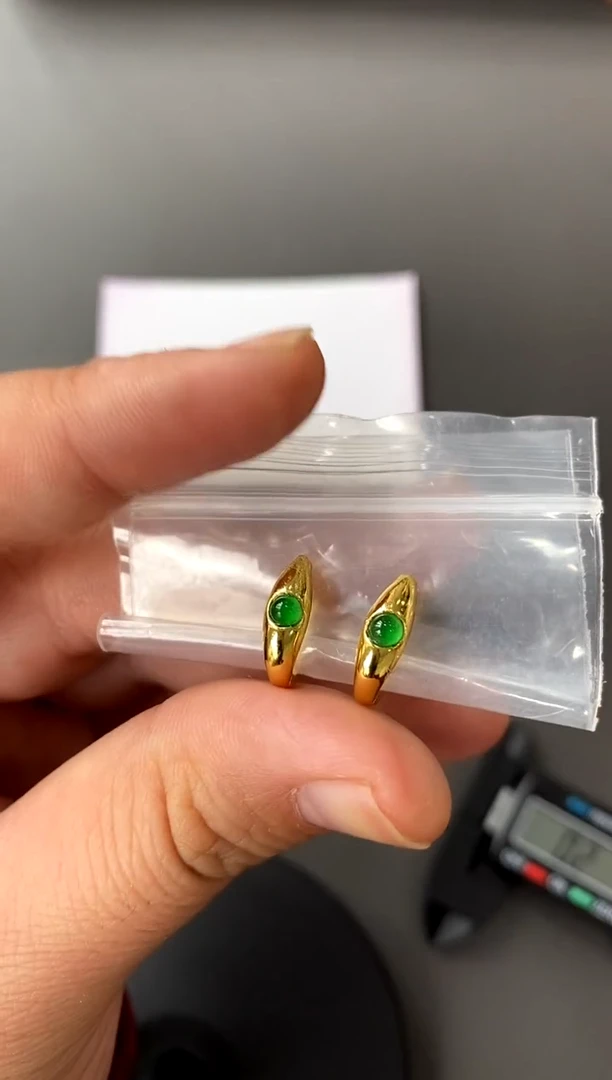 【闪购商品】翡翠耳饰银S925镀金镶嵌买断价