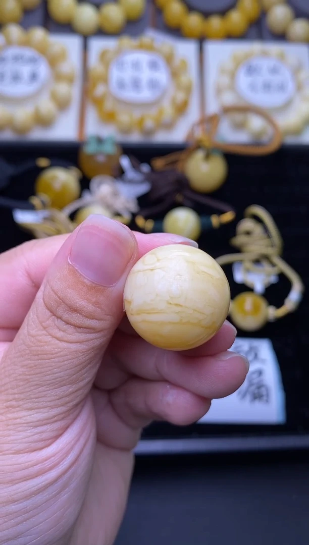 裸石琥珀未镶嵌大小姐珠宝严选45