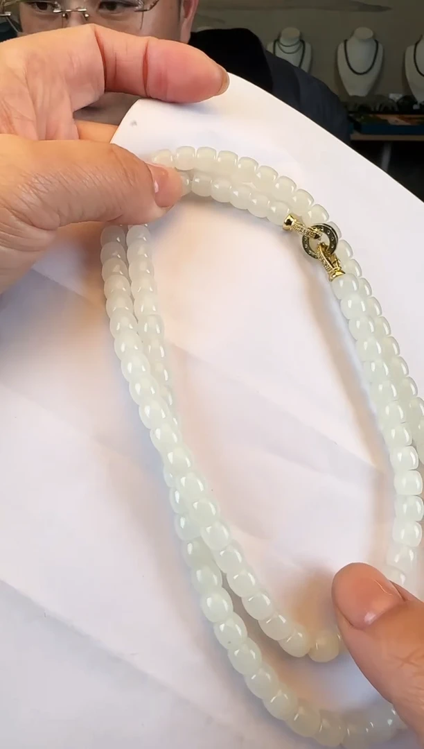 颈饰未镶嵌和田玉卡8直切