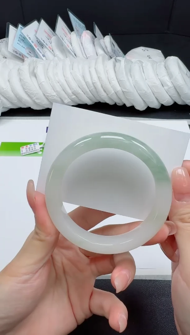 未镶嵌手镯石英质玉023-56