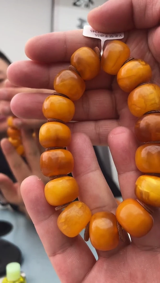 未镶嵌蜜蜡珠宝奇石假一罚十，057.19微瑕多样性发一件