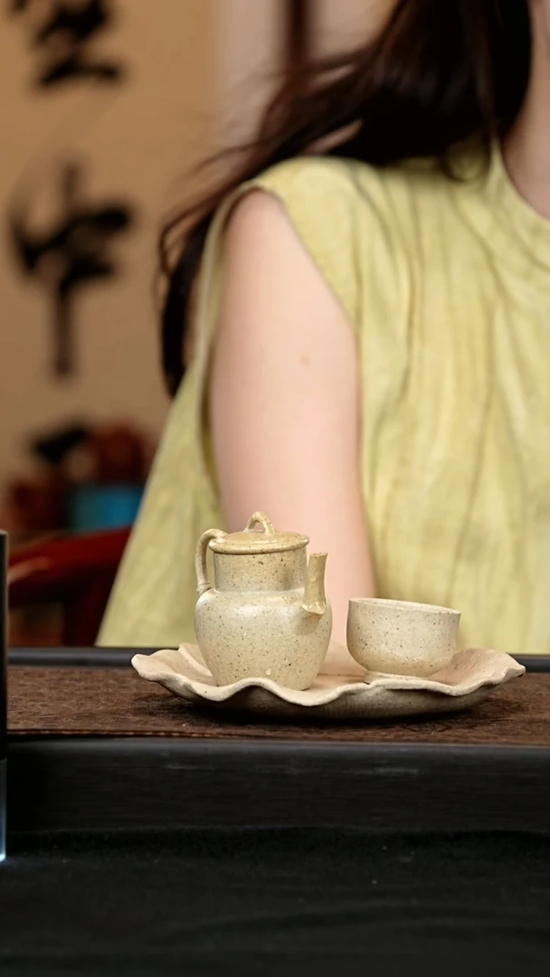 茶壶紫砂全手白玉套组 一物见春