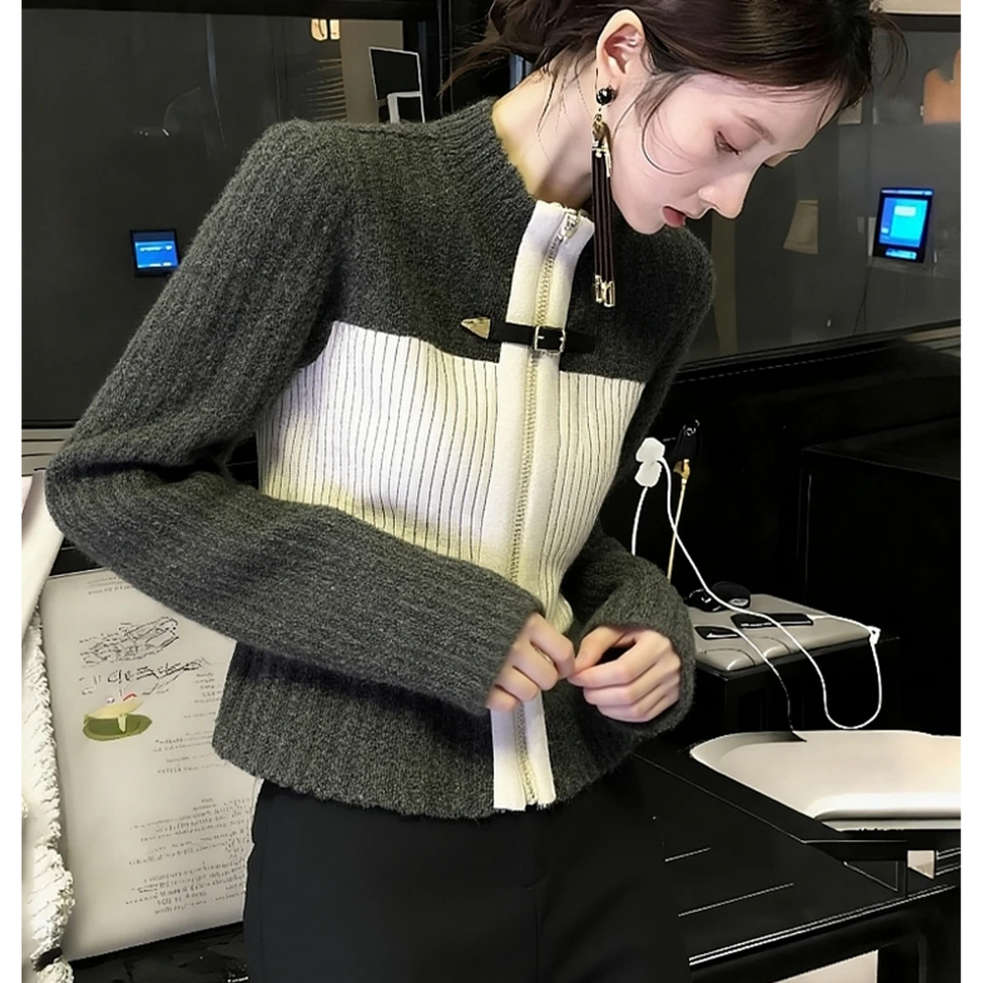 2025冬季绝美巨好看减龄时尚气质小众设计感穿搭撞色针织外套上衣