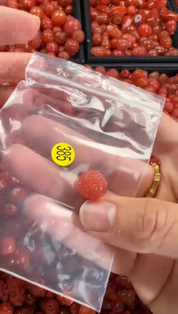 【闪购商品】南红玛瑙颈饰未镶嵌1