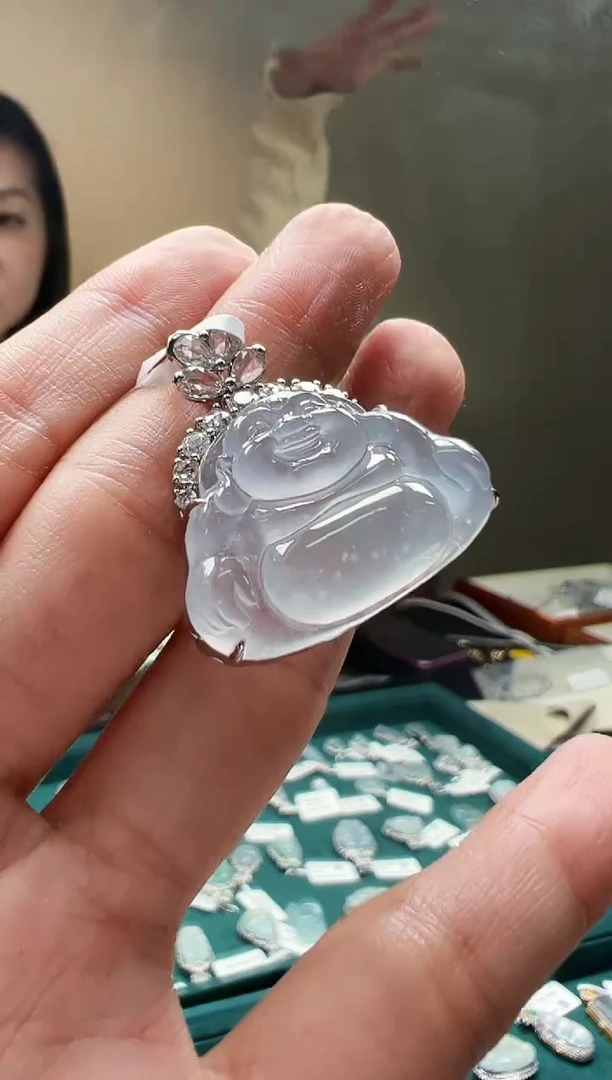 颈饰18K金镶嵌翡翠KHJ1023-017