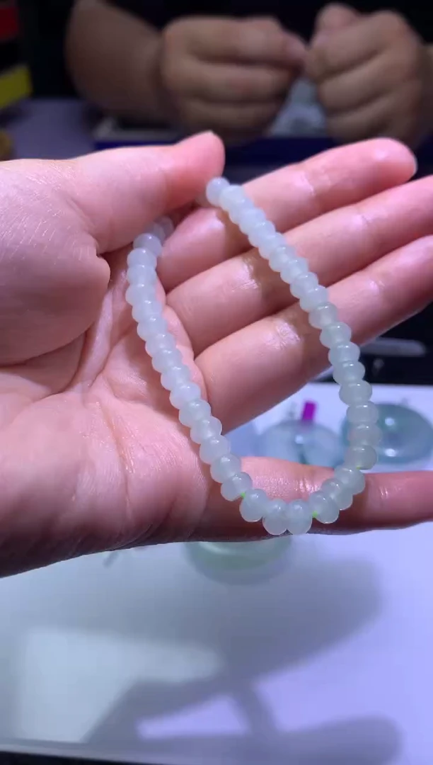 未镶嵌定制翡翠毛货