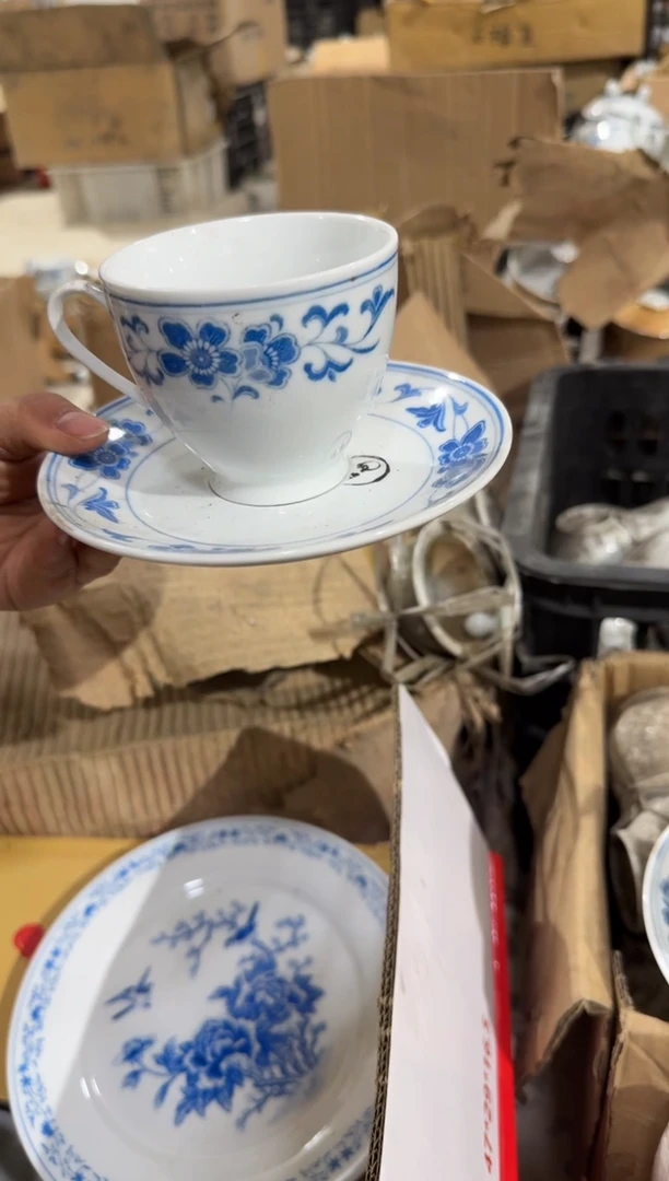 【闪购商品】摆件一杯一碟微瑕介意勿拍