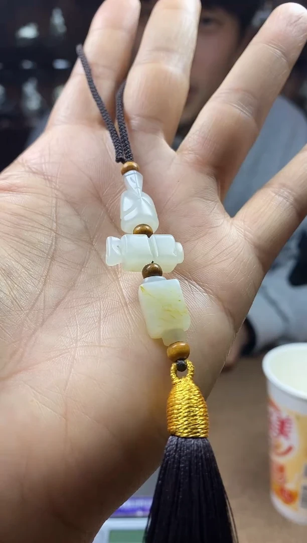 【闪购商品】和田玉颈饰未镶嵌挂件