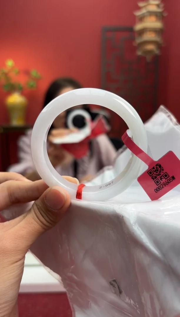未镶嵌手镯翡翠翡翠手镯4