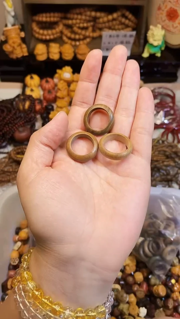 【闪购商品】非洲檀香手串/手链绿檀跑环内径20拍1发3