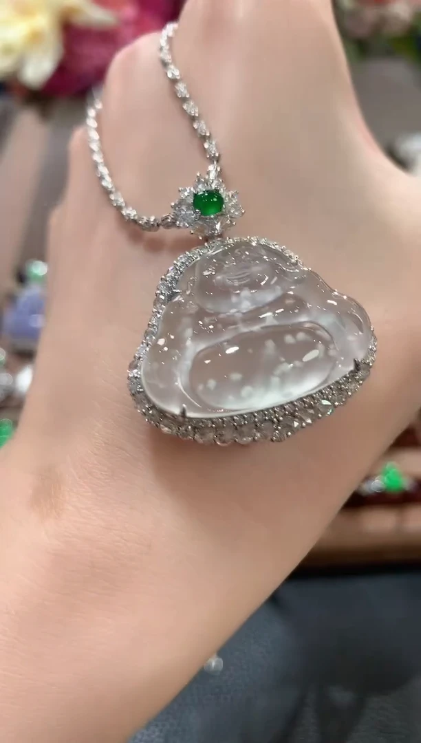 吊坠(不含链)18K金镶嵌翡翠梦c37