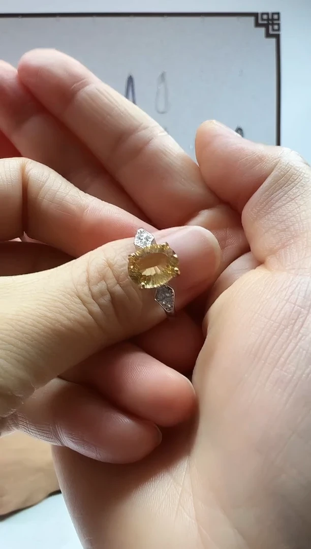 银S925镶嵌戒指水晶1219m004多样性发其一