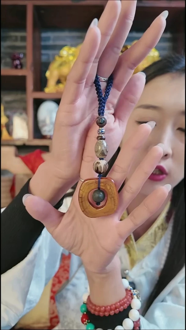 非金属无仓央梅朵 藏地手串