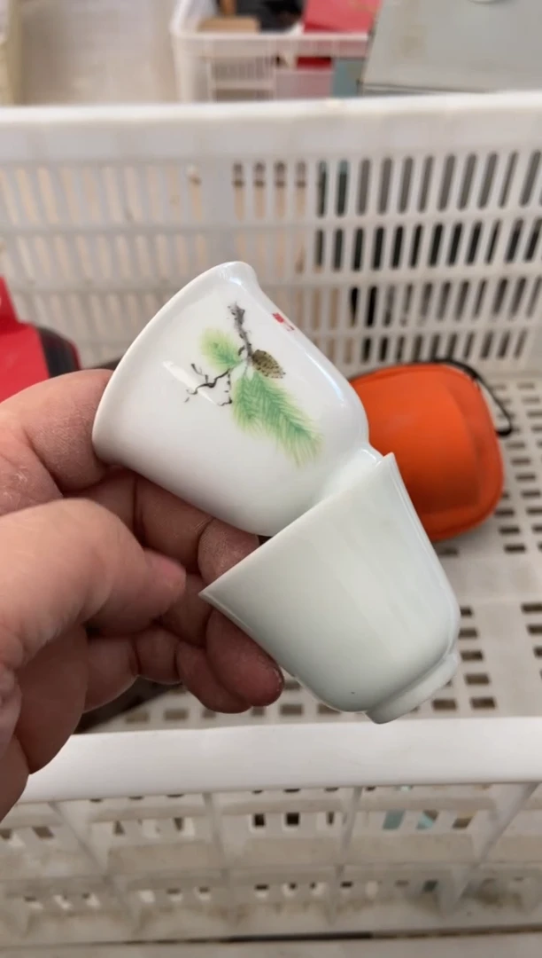 杯无运费险有瑕疵的摄影的产品有使用过的痕迹有点脏介意勿拍