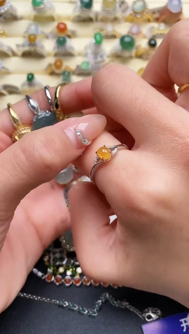 【闪购商品】翡翠戒指银S925镶嵌5555555+9