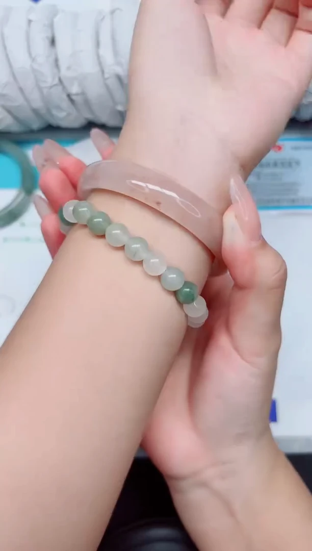 石英质玉手镯未镶嵌238-58