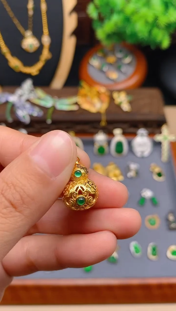 【闪购商品】翡翠吊坠(不含链)银S925镶嵌花丝葫芦