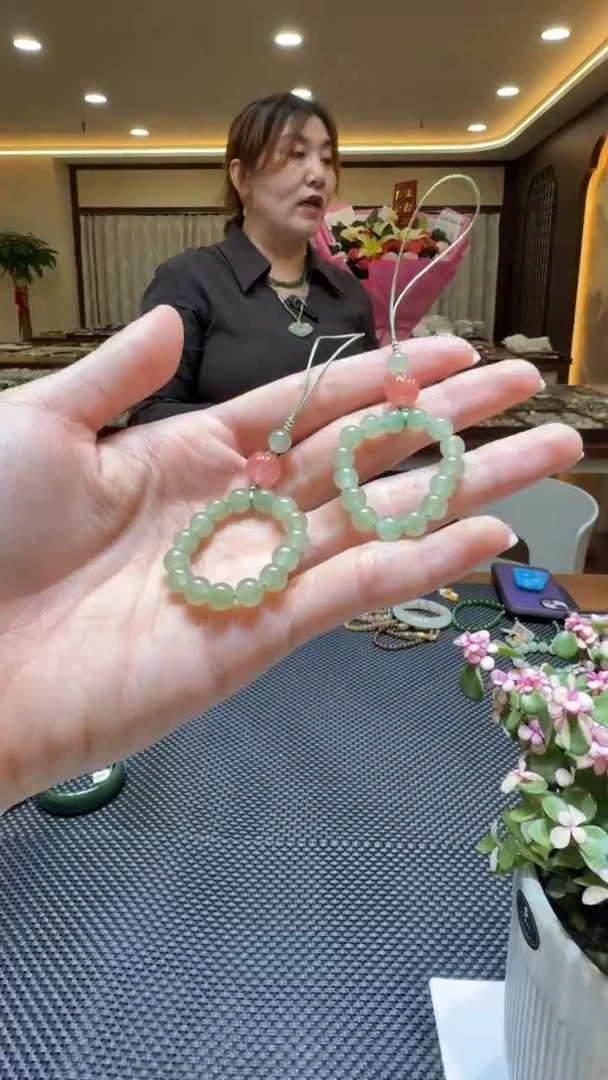 颈饰未镶嵌和田玉挂件（多样性发一）