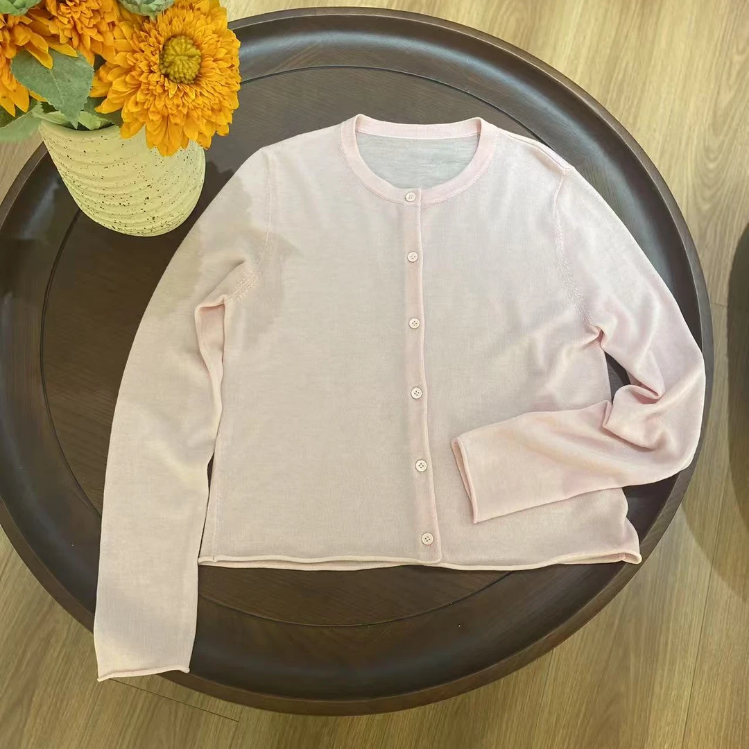 浅粉软糯针织开衫-长袖时尚圆领粉色针织开衫0322