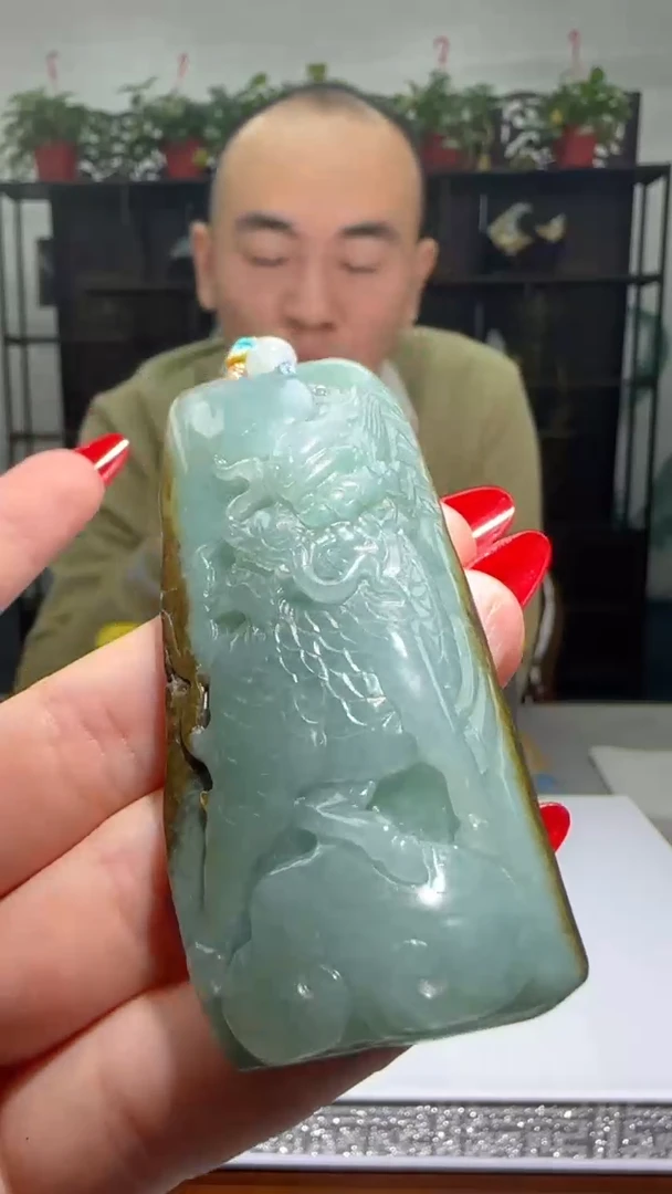 【闪购商品】翡翠颈饰未镶嵌天然翡翠A货吊坠