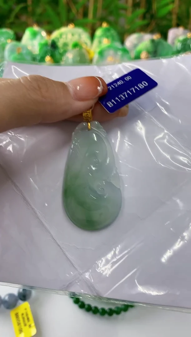吊坠(不含链)18K金镶嵌翡翠缅甸翡翠挂件