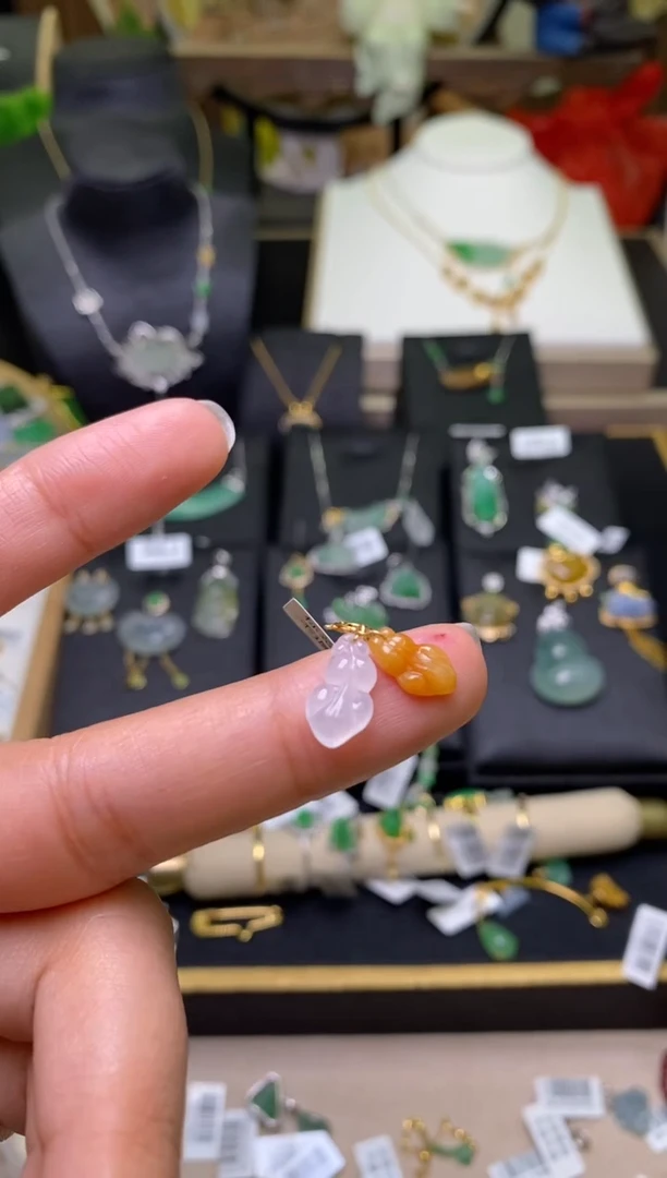 【闪购商品】翡翠颈饰18K金镶嵌净货179341