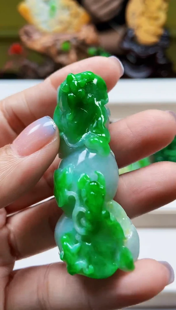 颈饰未镶嵌翡翠翡翠A货