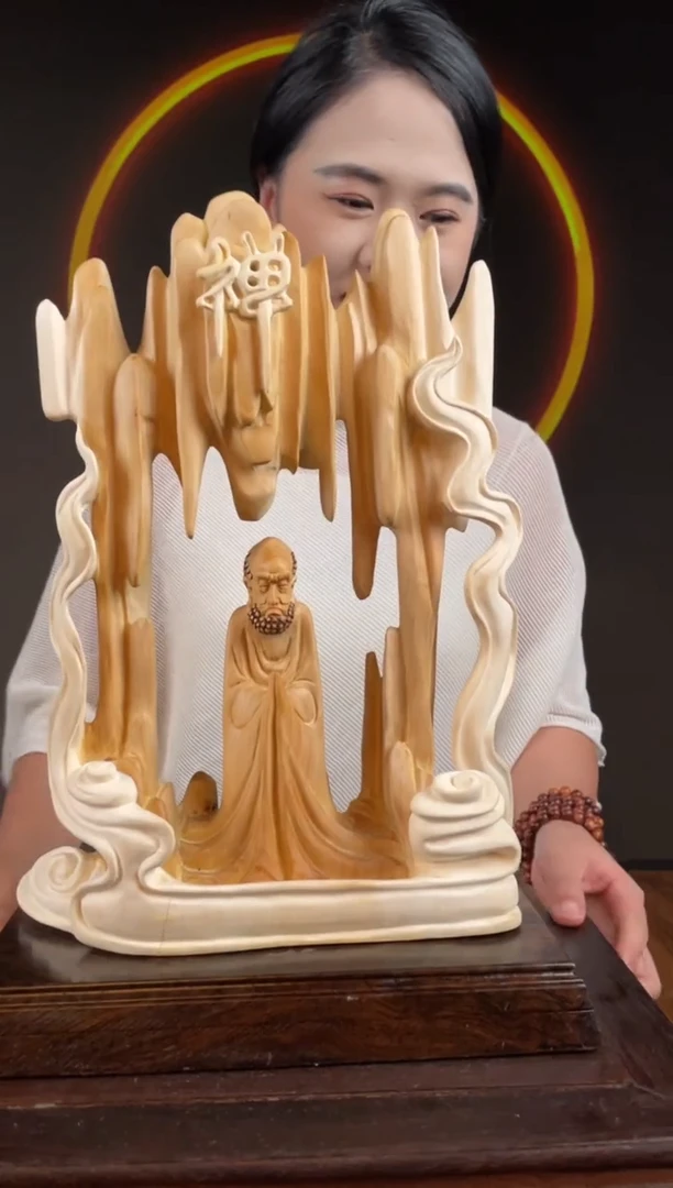 柏木（崖柏）手工摆件,先抢先得! 编号:100