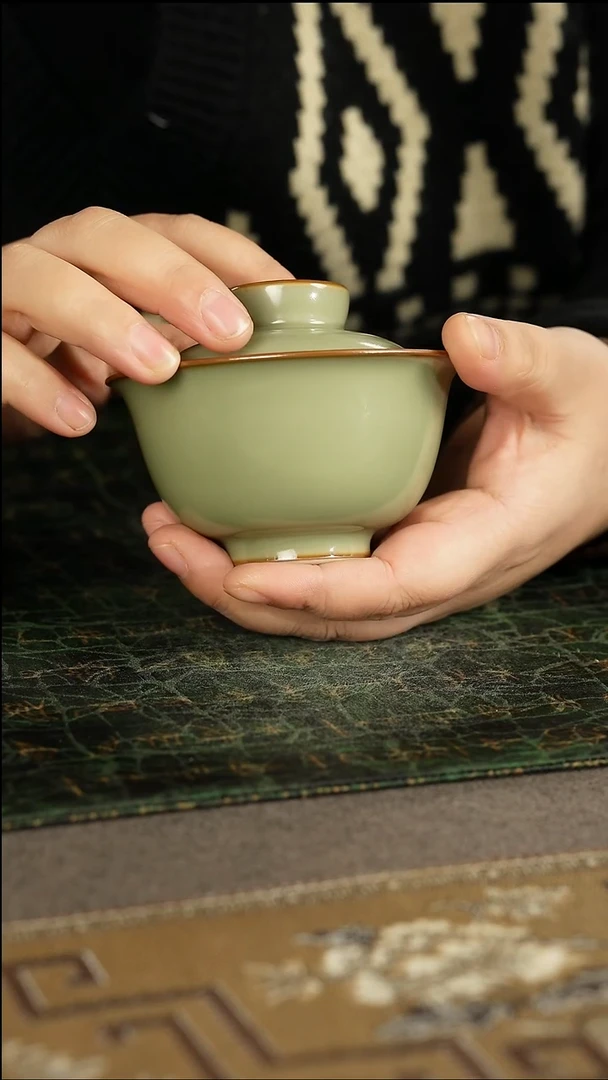 善窑厂汝窑柴窑粉青盖碗