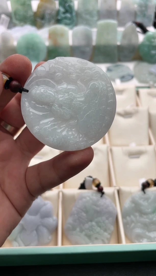 【闪购商品】翡翠颈饰未镶嵌..../2/16/ 106