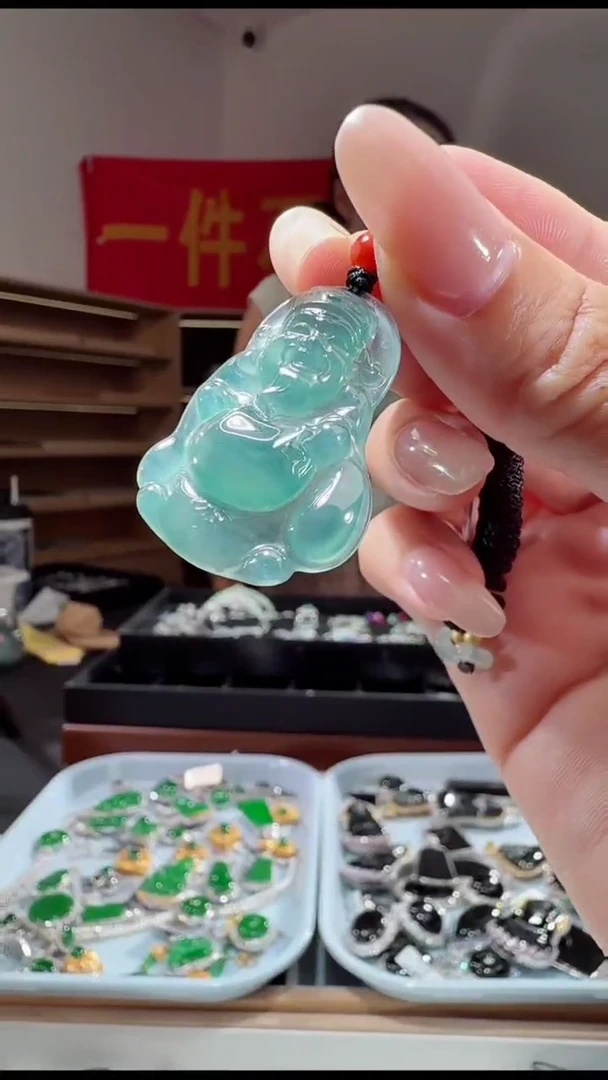 吊坠(不含链)未镶嵌翡翠财神（多样性发其一）