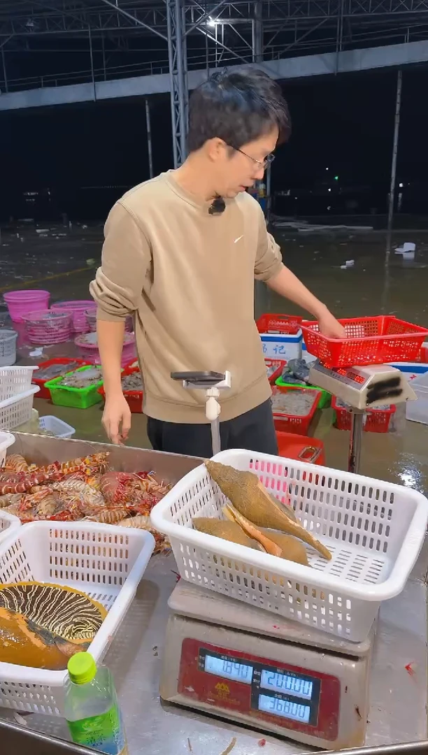 中国大陆唐****S响锣111111111111