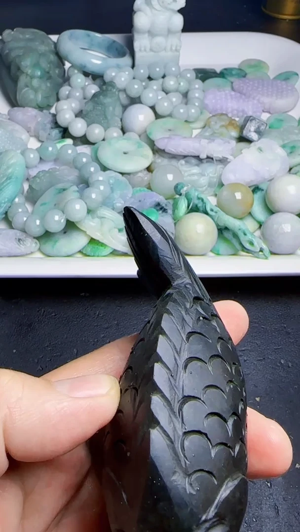 颈饰未镶嵌翡翠99999