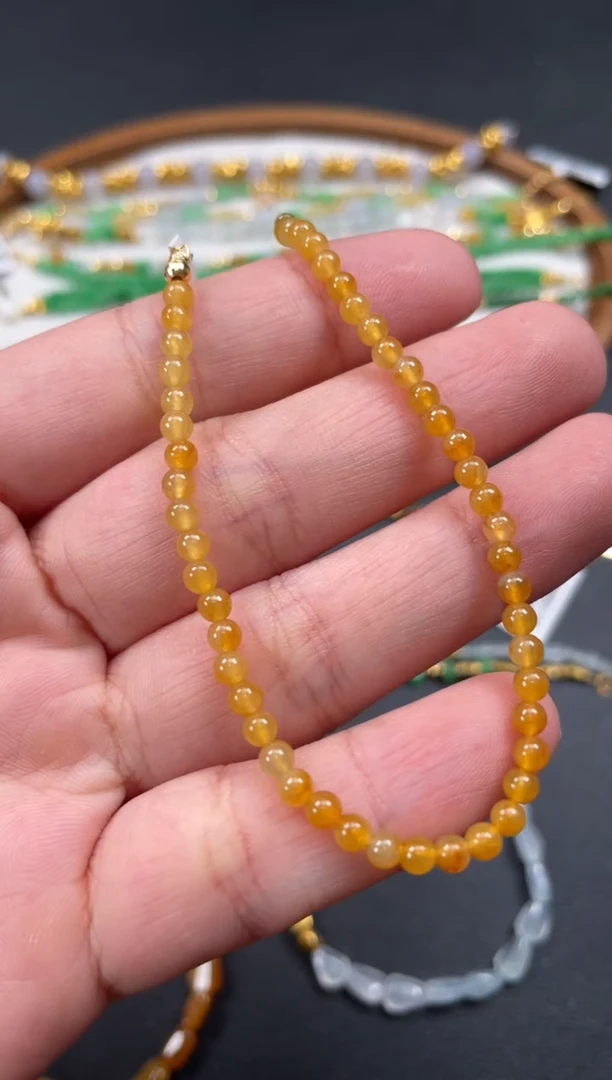 套链18K金镶嵌翡翠一条  P605