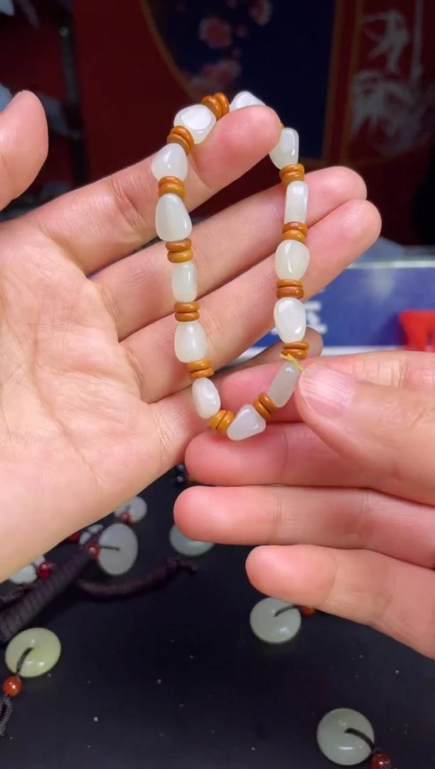 颈饰未镶嵌和田玉123