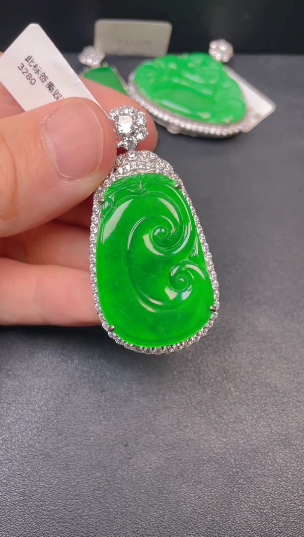 银S925镶嵌挂件翡翠吊坠