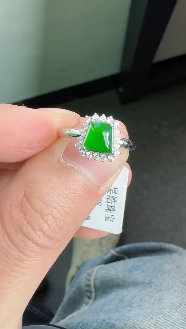 【闪购商品】翡翠戒指18K金镶嵌寄售回流，不退不换