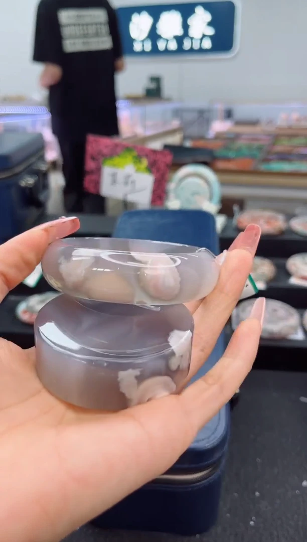 石英质玉手镯未镶嵌59圈口（赠品镯心）6681259