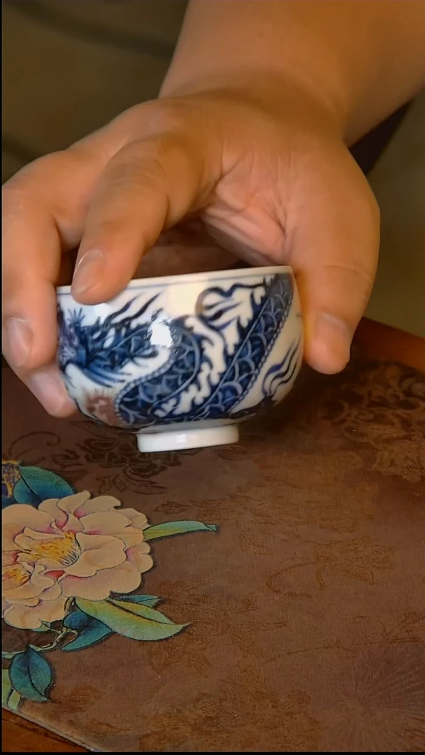 杯手工手绘杯杯很美丽