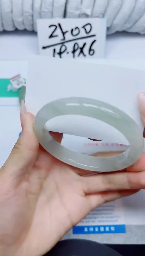 石英质玉手镯未镶嵌40/60.7