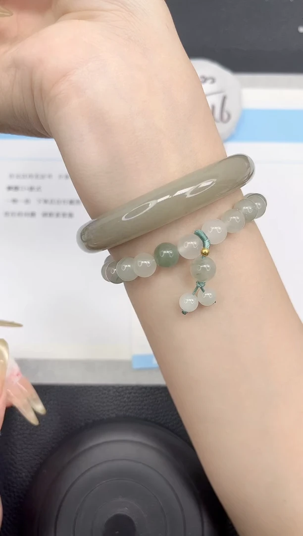 石英质玉手镯未镶嵌293-57.7