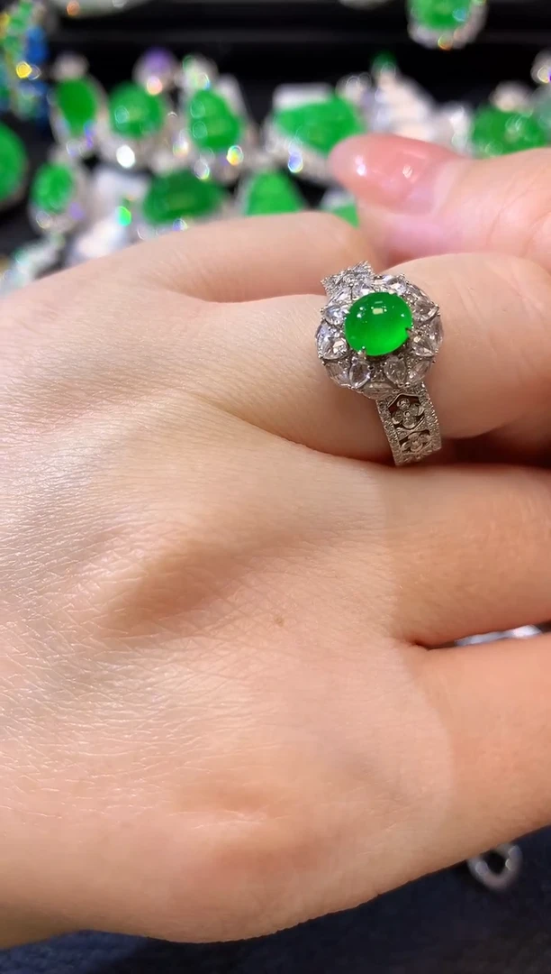 18K金镶嵌戒指翡翠C56