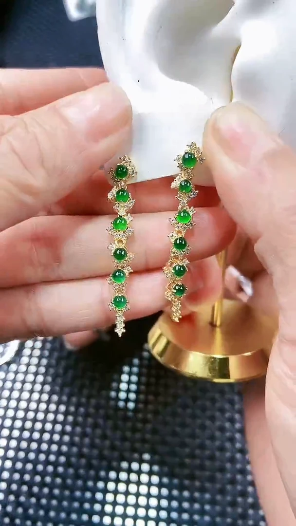 【闪购商品】翡翠耳饰未镶嵌11111111